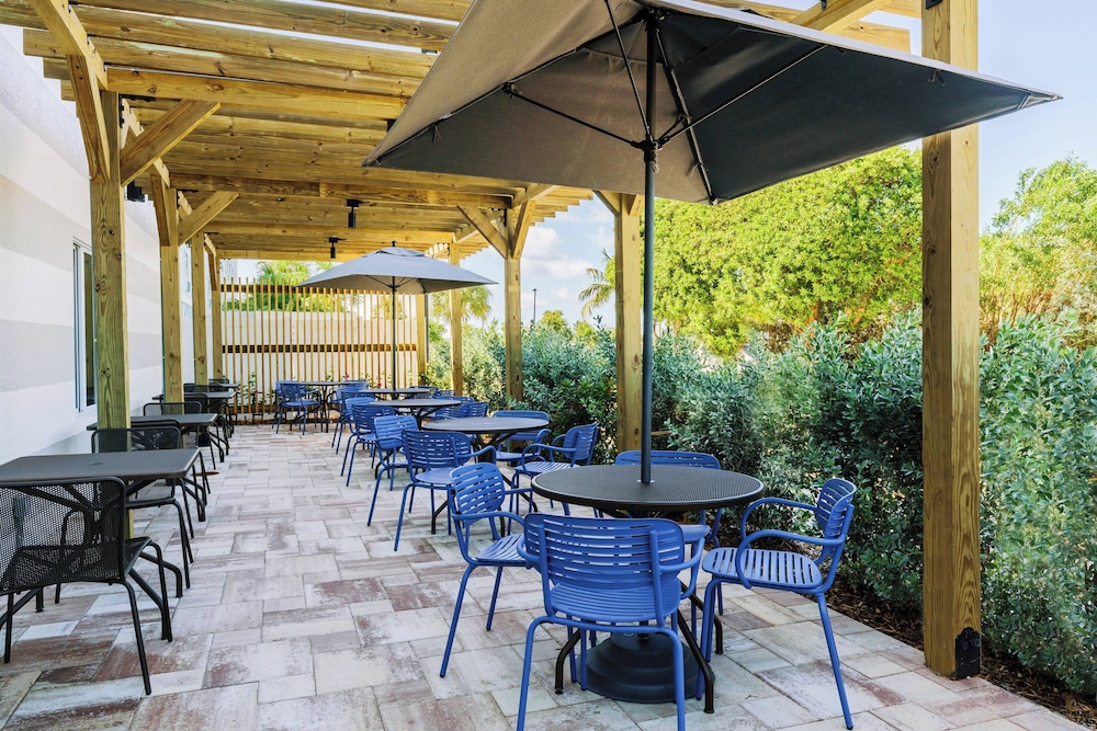 Fairfield Inn & Suites by Marriott Marathon Florida Keys - photo 46