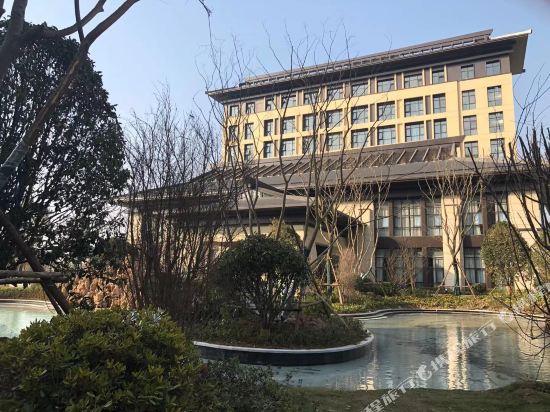Nanyang Rebecca International Resort Hotel — hotel in Zhenping Chengguanzhen