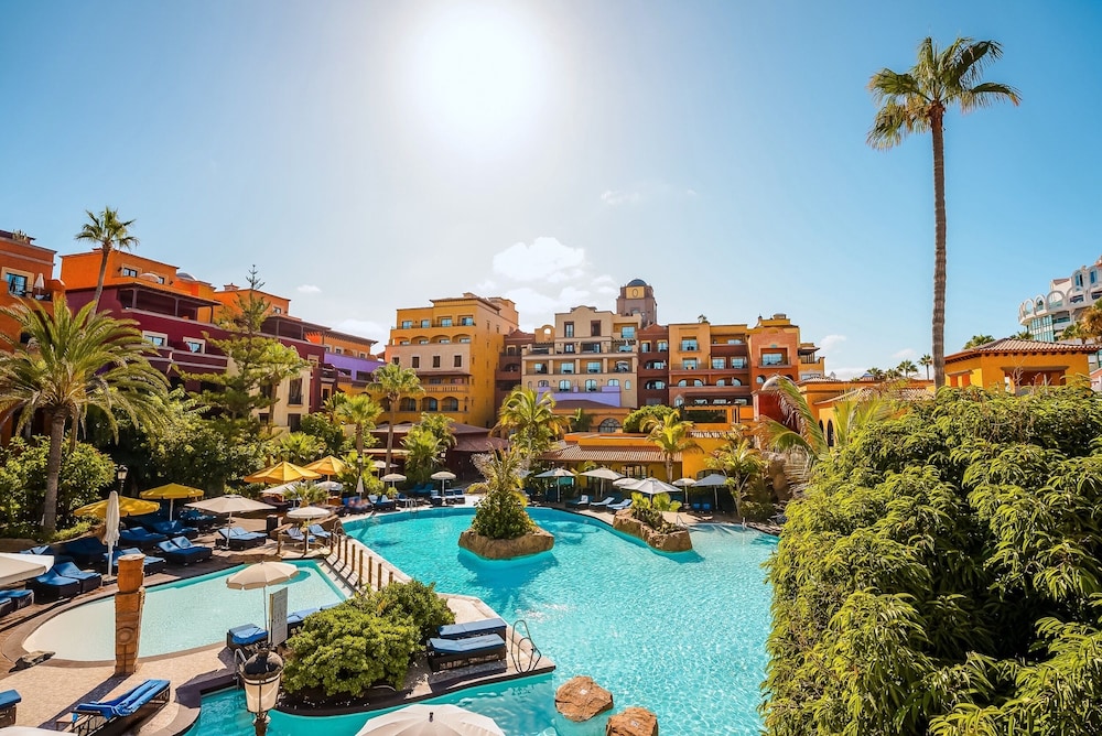 Europe Villa Cortes GL — 5-Star Luxury Hotel in Playa De Las Americas, Spain