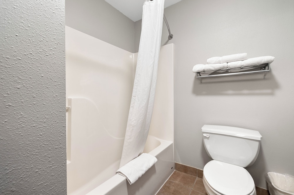 Kelly Inn Billings Montana - photo 83