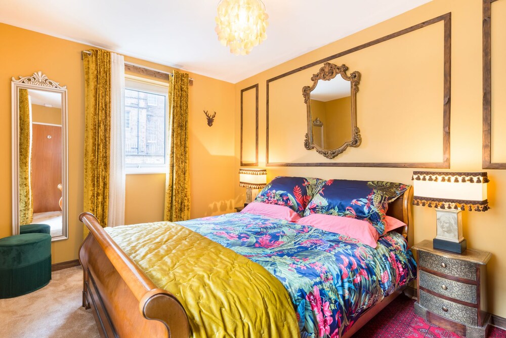 The Park At Holyrood — 4-Star Luxury Hotel in Edinburgh, United Kingdom