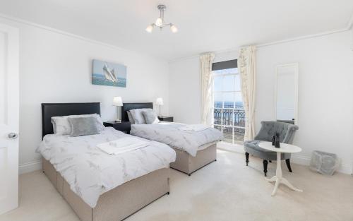 Cliffhanger 18 Castle Road — 4-Star Luxury Hotel in Cowes, United Kingdom