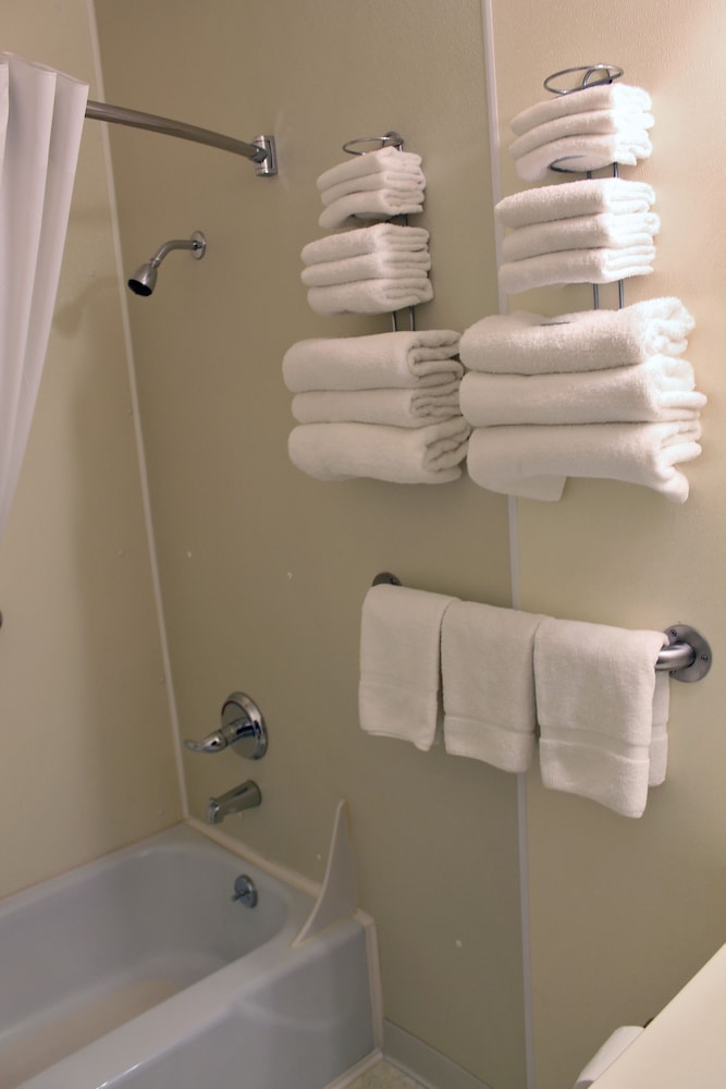 Budget Host Crestview Inn - photo 23