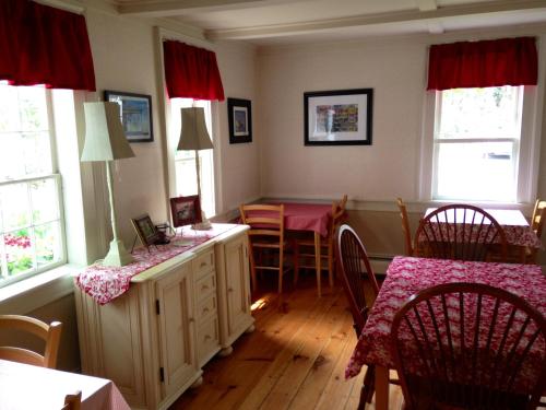 The Black Boar Inn - photo 44