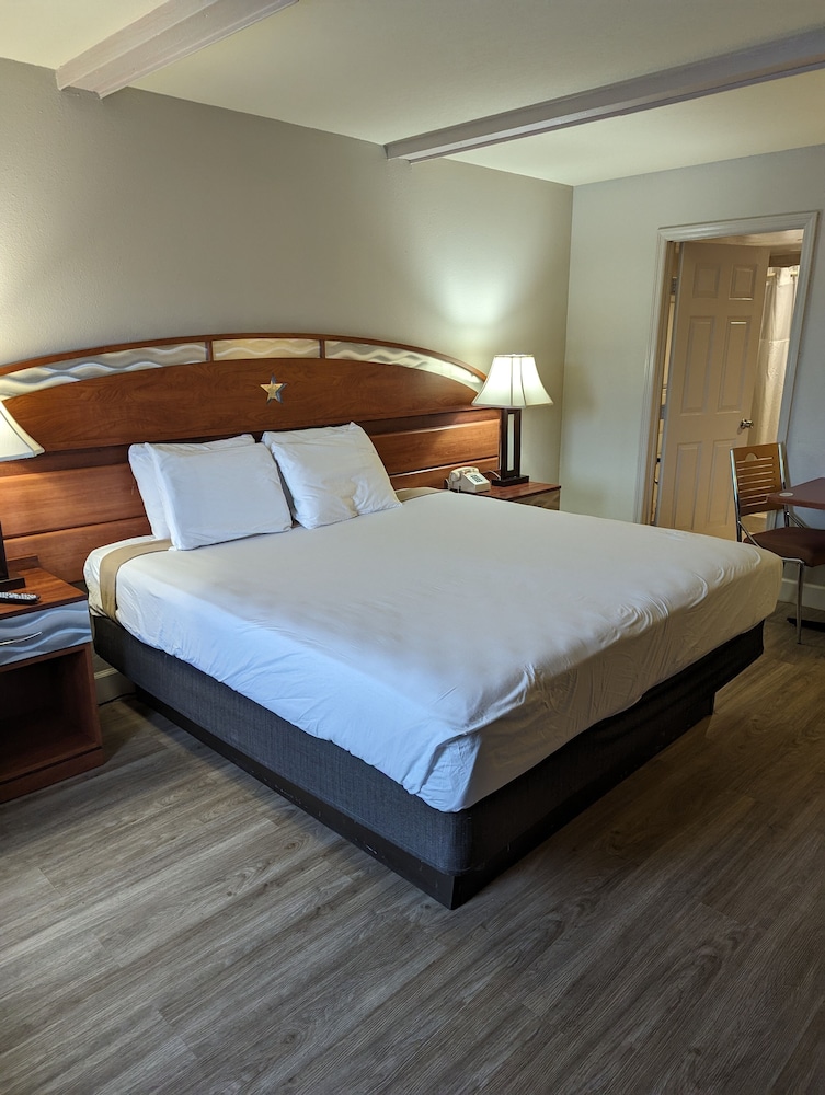 Hotel MonteCarlo - photo 3