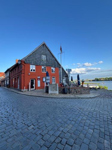 Millers Kate mit Elbblick — hotel in Lauenburg