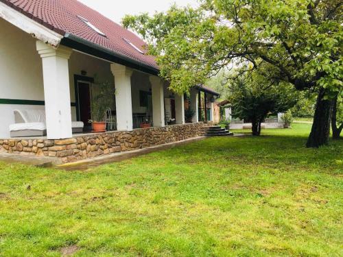 Aligvár Vendégház - last minute hotel in Unknown City