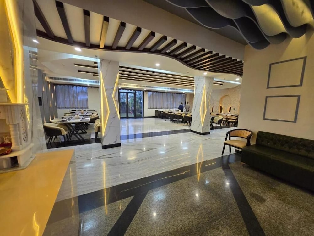 Hotel Kng Grand — Kiraoli — photo 4
