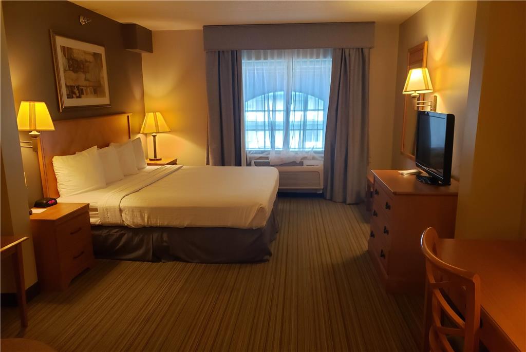 Wingate by Wyndham Coon Rapids - photo 7