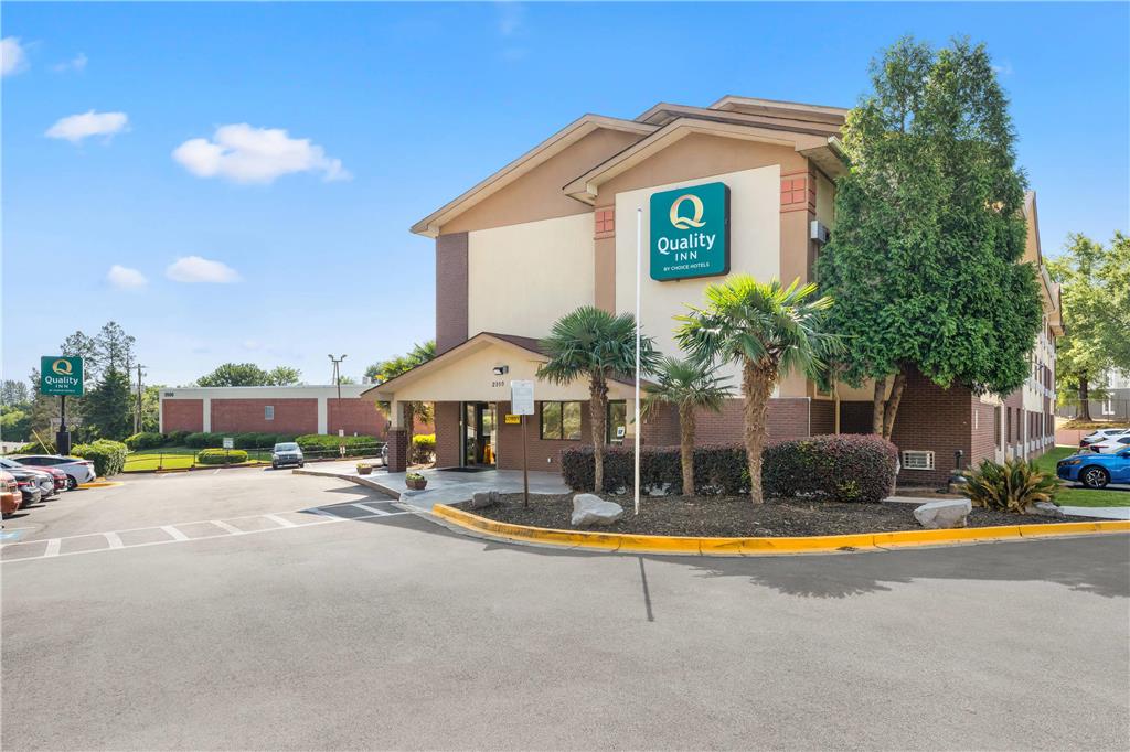 Quality Inn Atlanta Airport Central - photo 3