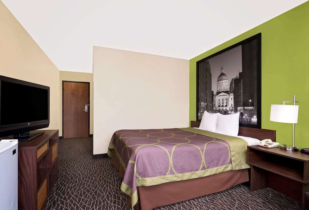 Super 8 by Wyndham Muncie Ball St. College Area - photo 7