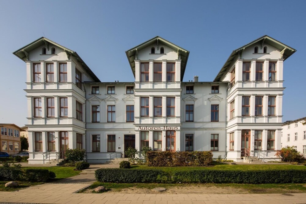 Autorenhaus Rainer Maria Rilke — 4-Star Luxury Hotel in Ahlbeck, Germany