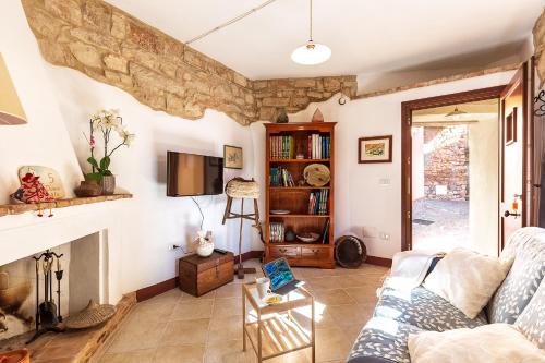 Domu Ala ByNos Homes — 4-Star Luxury Hotel in Baunei, Italy