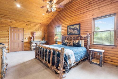 Luxury Lakefront Chalet Resort 2 Pools FREE Amenities Dock Kayaks Waterslide — 4-Star Luxury Hotel in None, United States