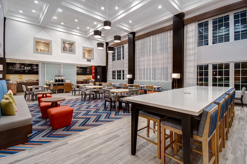 Hampton Inn & Suites Yonkers - photo 23
