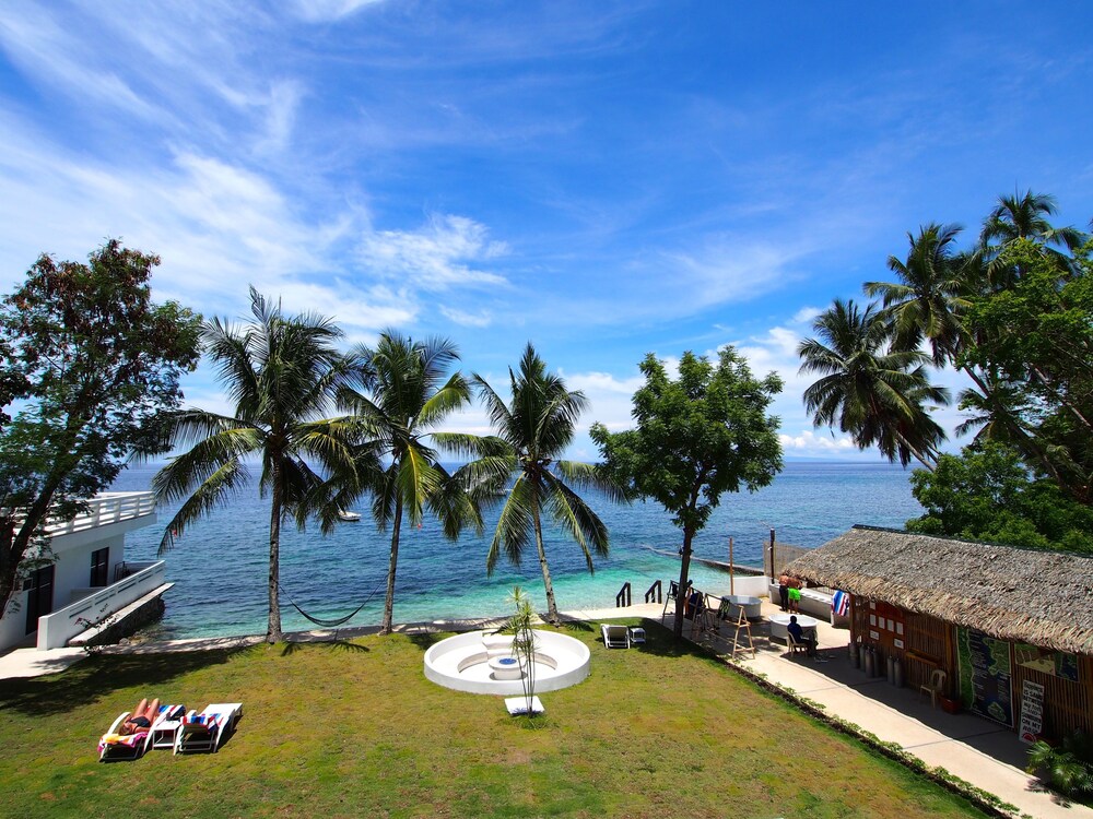 Dive Spot Asia Beach Resort in Boljoon, Philippines
