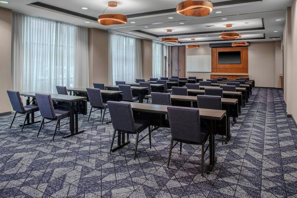 Courtyard by Marriott Reading Wyomissing - photo 38