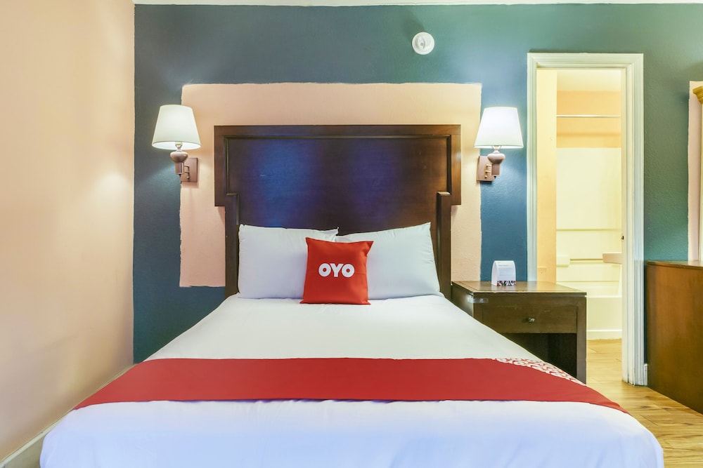 OYO Hotel Myrtle Beach Kings Hwy - photo 7