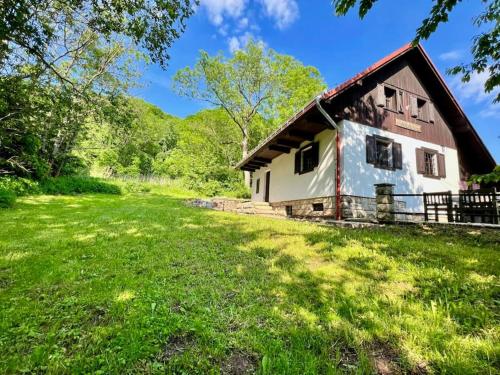 Holiday Home Marianne — 4-Star Luxury Hotel in Velke Svatonovice, Czech Republic