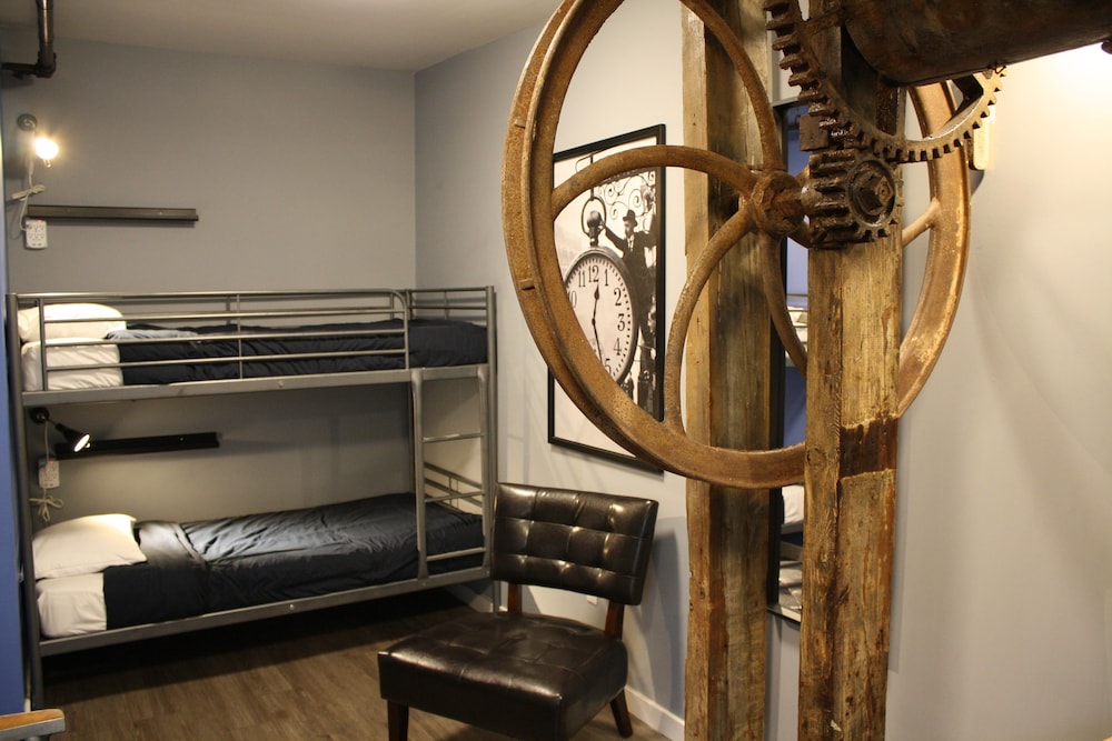 Apple Hostels - photo 9