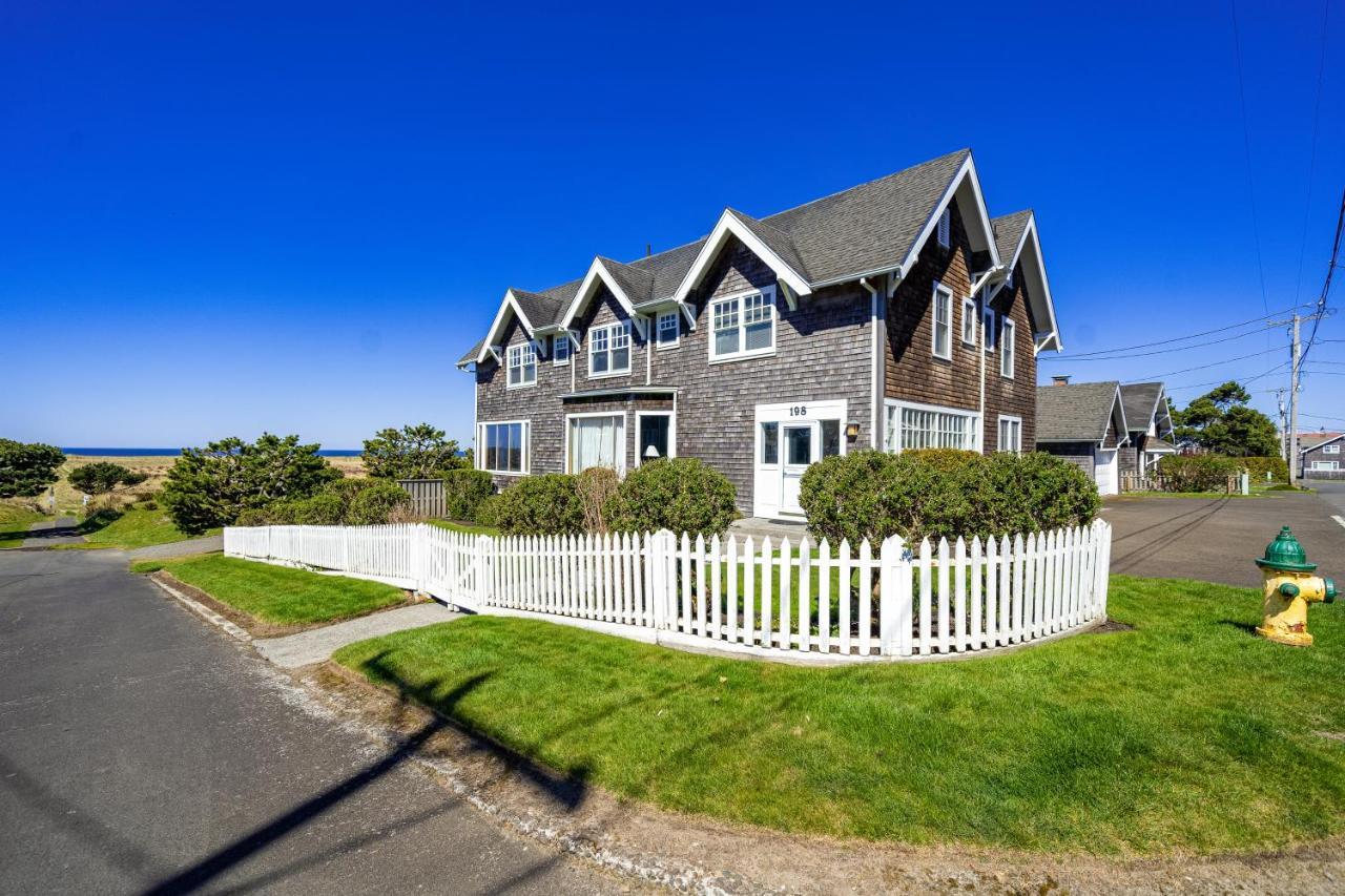 Gearhart Classic Vacation Rental — 4-Star Luxury Hotel in Gearhart, United States