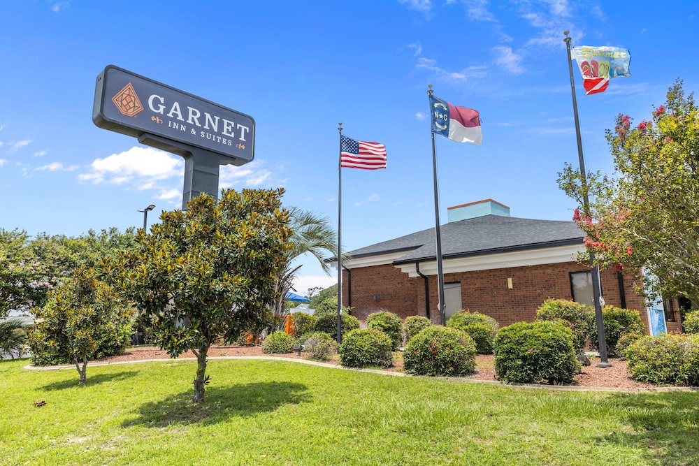 Garnet Inn & Suites Morehead City near Atlantic Beach — hotel in Morehead