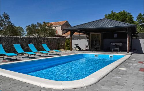 Cozy Home In Biograd Na Moru With Sauna — 4-Star Luxury Hotel in Biograd Na Moru, Croatia
