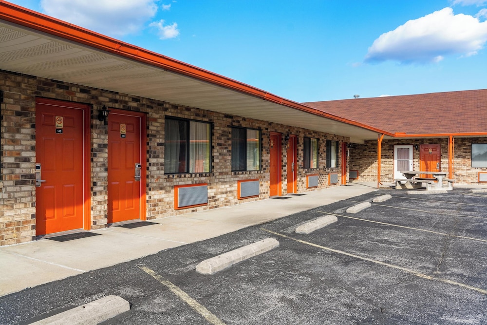 Budget Host Inn by Hotel O Portland near I 65 - photo 23
