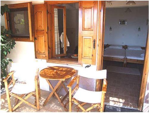 Lelas House — 4-Star Luxury Hotel in Mithymna, Greece