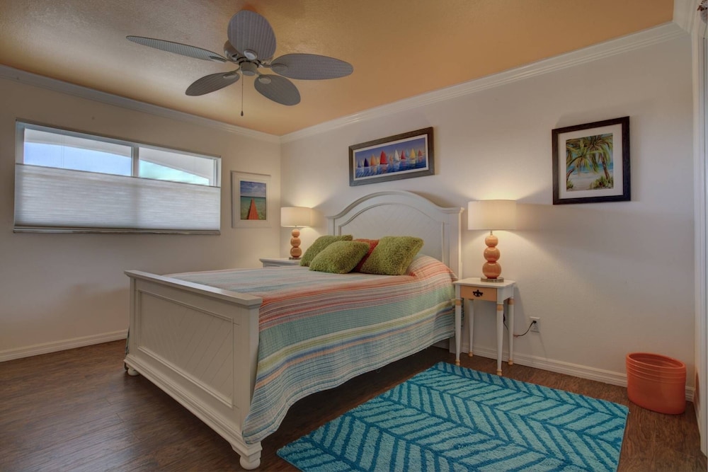 Beach Way South — 4-Star Luxury Hotel in Siesta Key, United States