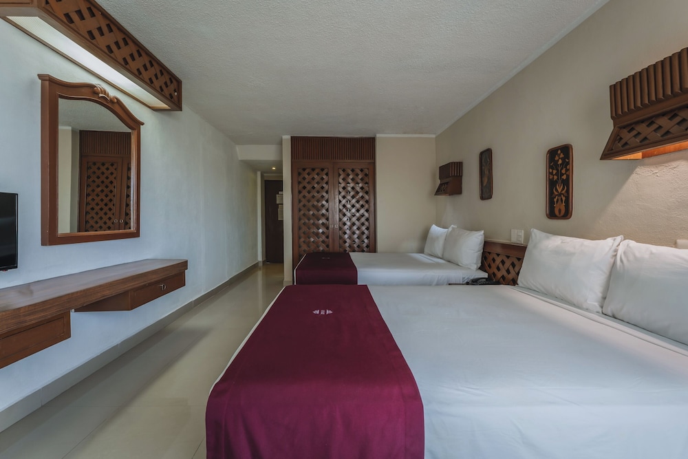 Hotel Plaza Kokai Cancún