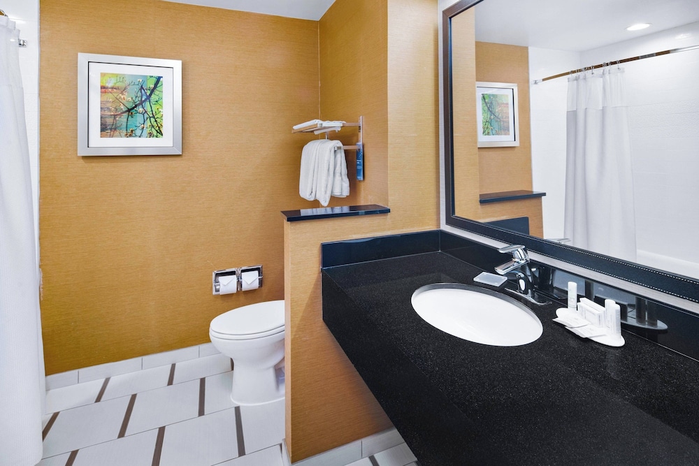 Fairfield Inn & Suites Athens - photo 26