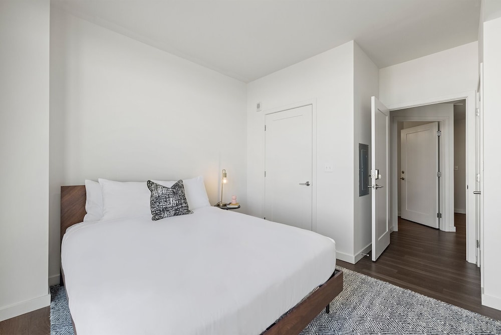 Placemakr Marymount Ballston - photo 29