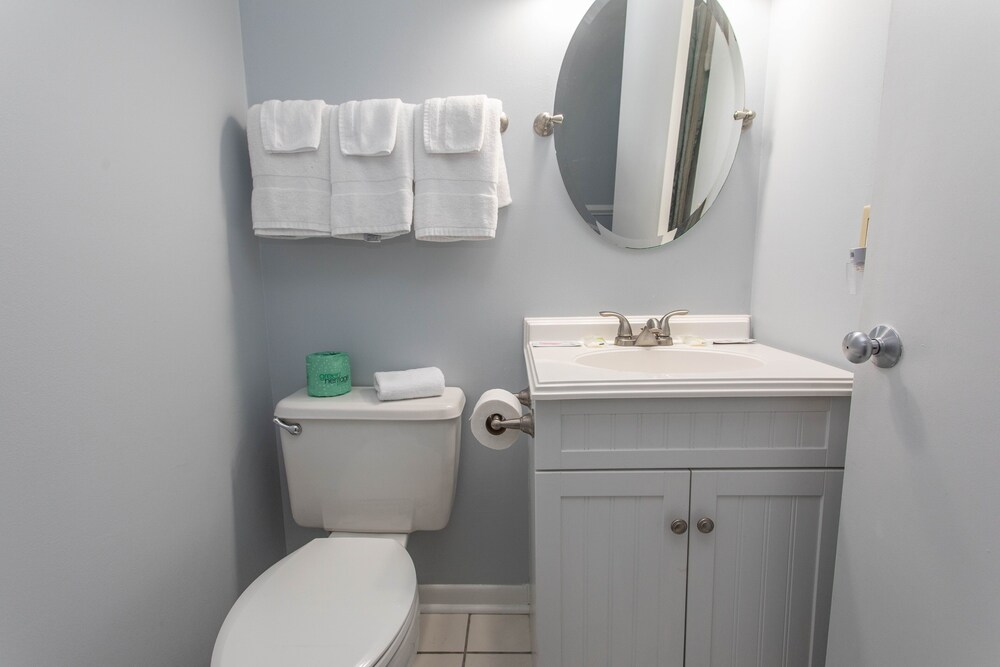 Royal Garden Resort 705 2 Bedroom Condo by RedAwning - photo 34