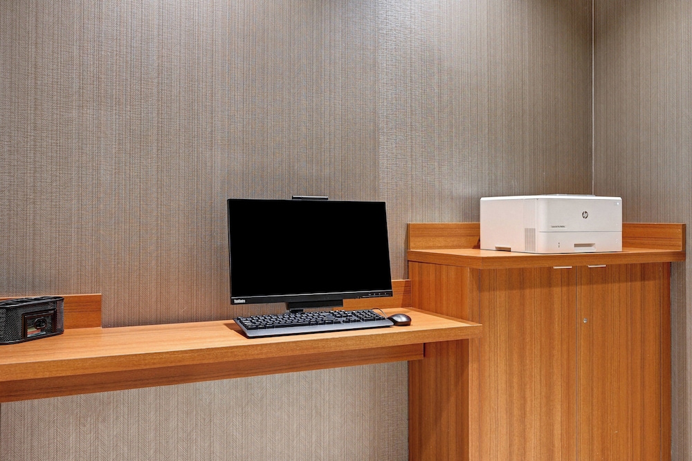 SpringHill Suites by Marriott Albuquerque University Area - photo 32