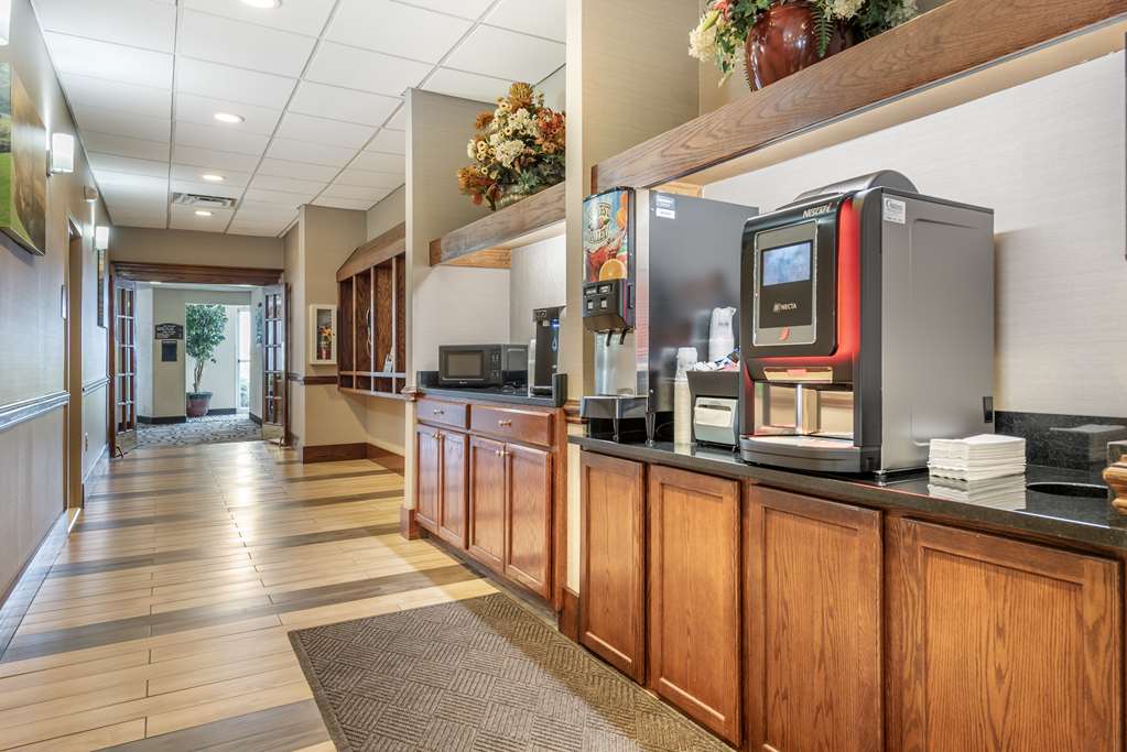 Best Western Plus Bridgeport Inn - photo 6