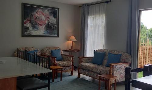 Faerie Glen No Loadshedding Short or Long Stays Fast Wi Fi — 4-Star Luxury Hotel in Pretoria, South Africa