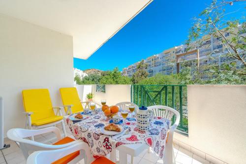 Apartmento Estrela de Albufeira Old Town Beach — 4-Star Luxury Hotel in Albufeira, Portugal