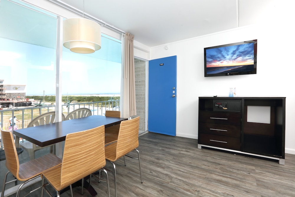 Olympic Island Beach Resort - photo 15