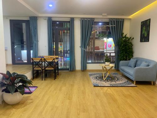 Chill Home 1 — 4-Star Luxury Hotel in Ho Chi Minh City, Vietnam