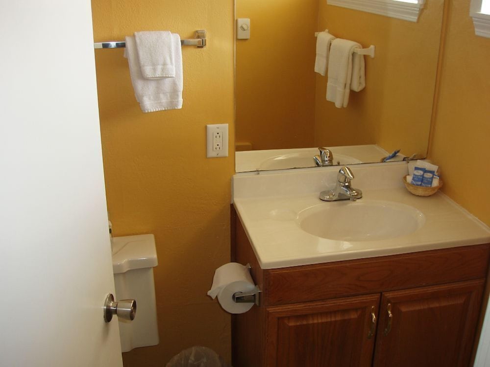 Ocean Shores Inn & Suites - photo 33