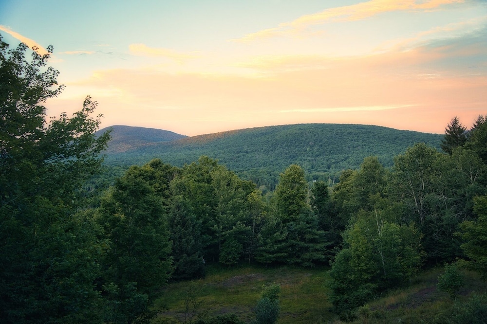 The Haüs Windham Spacious Suites Hot Tub Mountain Views - photo 99