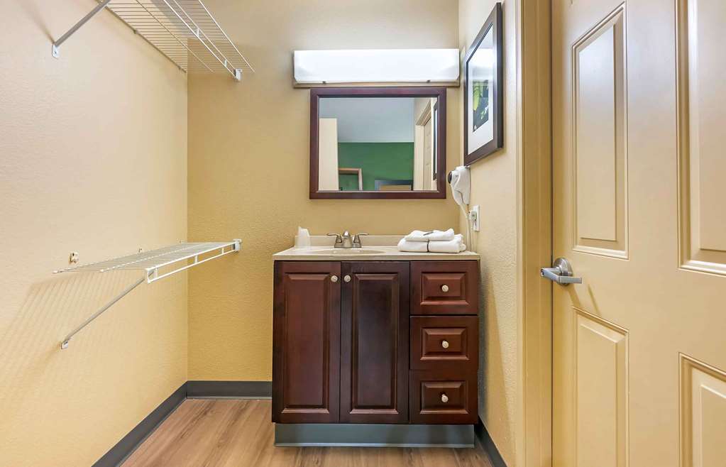 Extended Stay America Suites Columbus Tuttle - photo 27