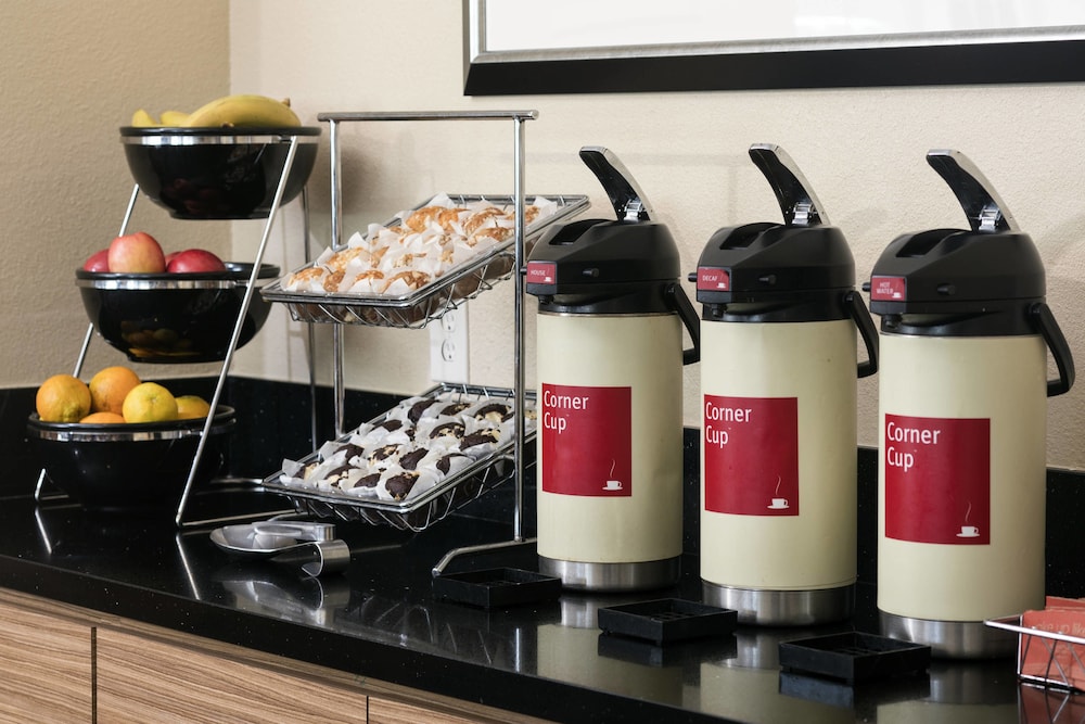 TownePlace Suites by Marriott San Diego Vista - photo 21