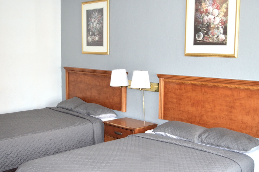 Americas Best Value Inn & Suites St. Cloud - photo 11