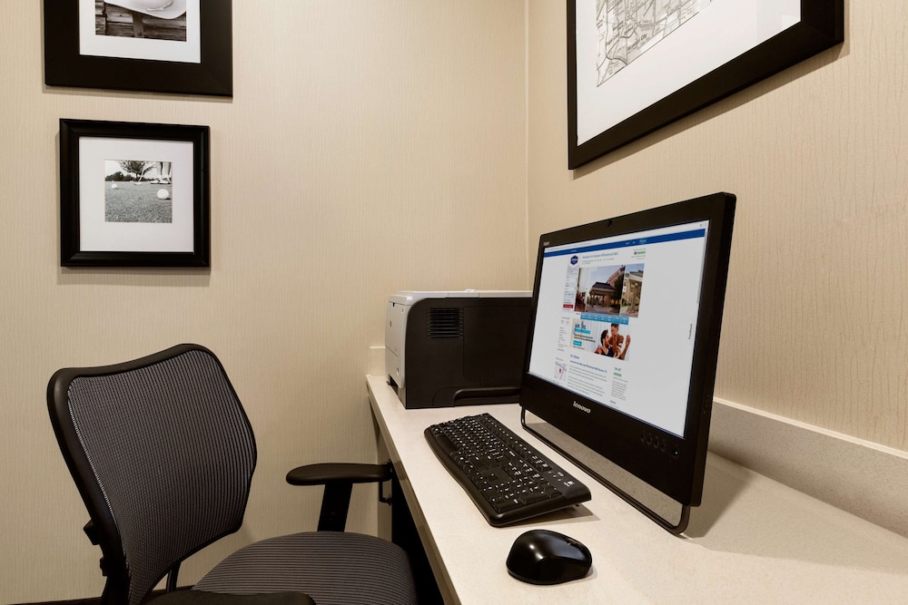 Hampton Inn Houston Willowbrook Mall - photo 23