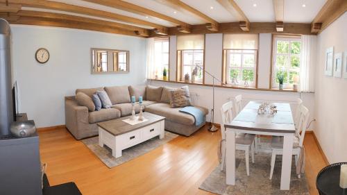 Kapitänshaus an der Friedrichsschleuse in Wittmund, Germany