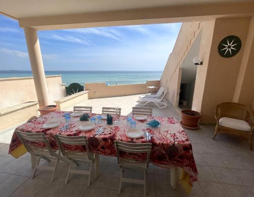 Villa Ciccarese dentro la spiaggia — 4-Star Luxury Hotel in Porto Cesareo, Italy