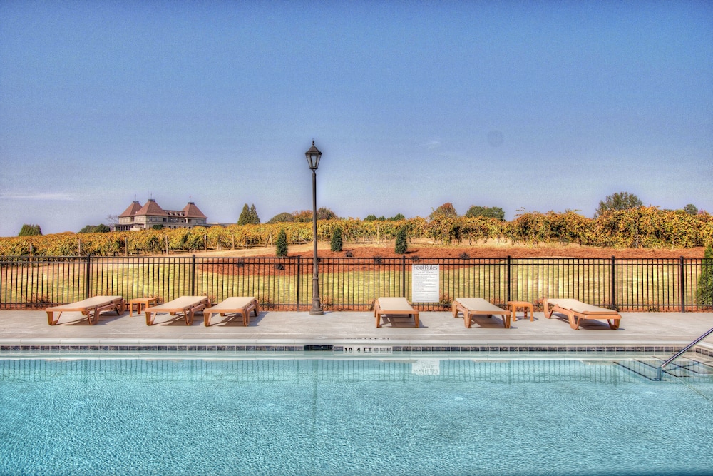 Hampton Inn & Suites Braselton - photo 16