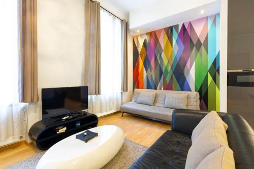Luxury Apartment with Spacious Livingroom at Opera House — 4-Star Luxury Hotel in Budapest, Hungary